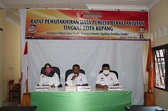 Pantau Perkembangan DPB,  Bawaslu Kota Kupang Gelar Rapat dengan Stakeholders