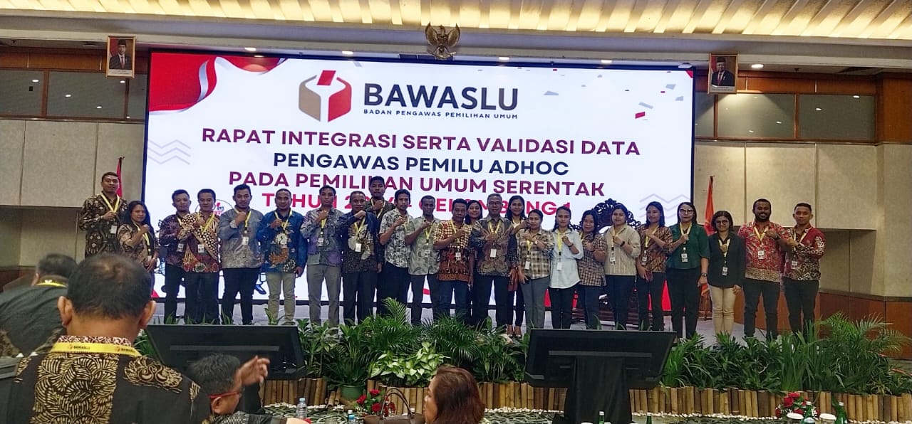 Rapat Integrasi Serta Validasi Data Pengawas Pemilu Adhoc pada Pemilihan Umum Serentak Tahun 2024 Gelombang I