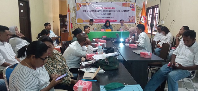 Usai Awasi Verifikasi Faktual, Bawaslu Kota Kupang Gelar Rapat Bersama Panwaslu Kecamatan