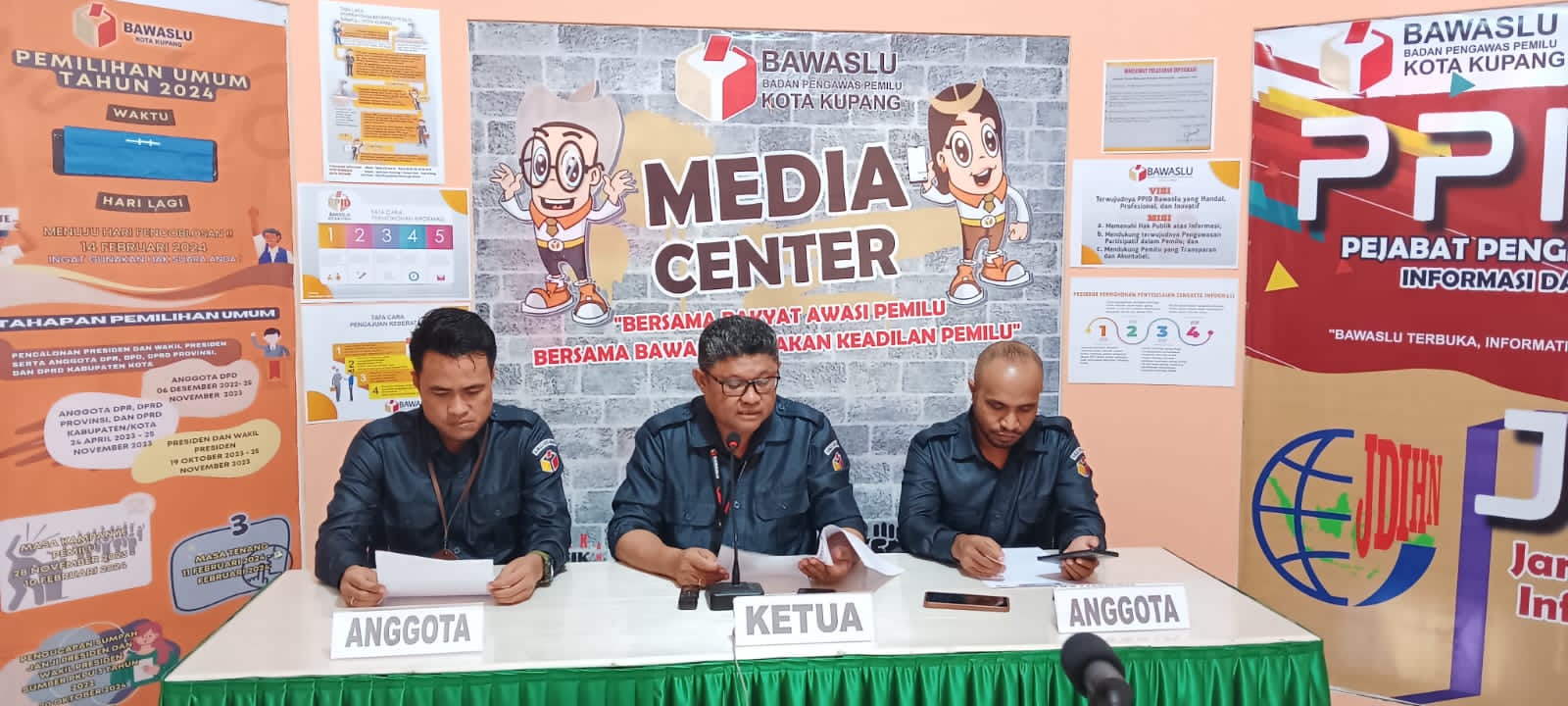 Konferensi pers PSU