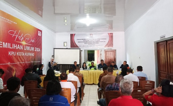 Bawaslu Kota Kupang Hadiri Sosialisasi PKPU No. 4 Tahun 2022